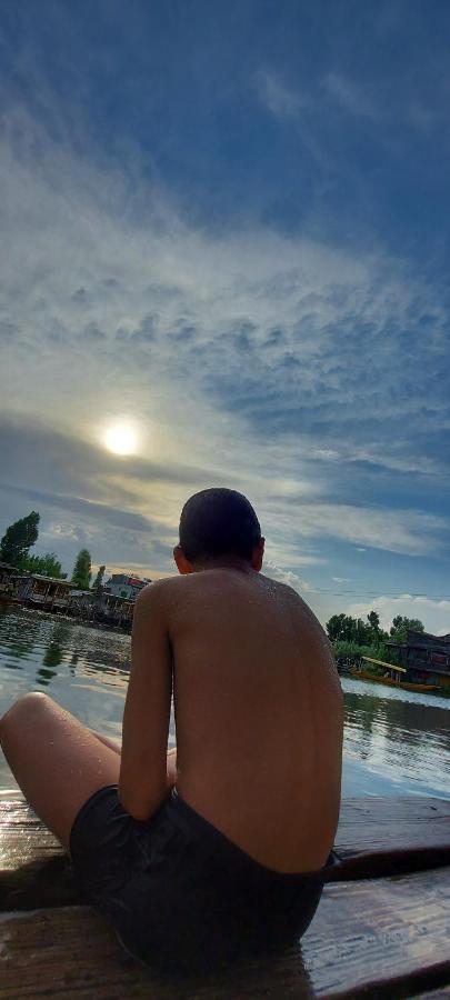 Green View Group Of Houseboats Srīnagar Pokoj fotografie
